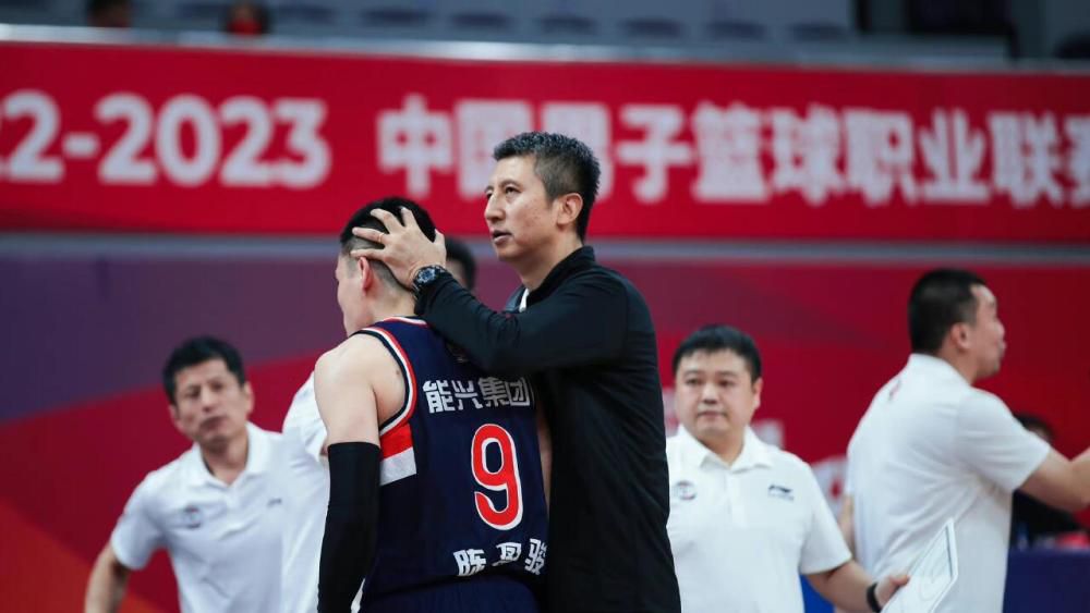 赛后，阿根廷主帅斯卡洛尼的一系列行为似乎透露出了浓重的告别气息，而后就有曝出主帅斯卡洛尼和塔皮亚之间存在矛盾，阿根廷的跟队记者Gastón Edul也报道称12月初的美洲杯抽签，斯卡洛尼不会参加。
